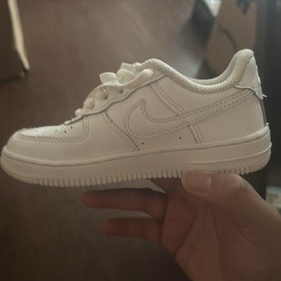 Children’s white air force ones - Picture 3 of 5